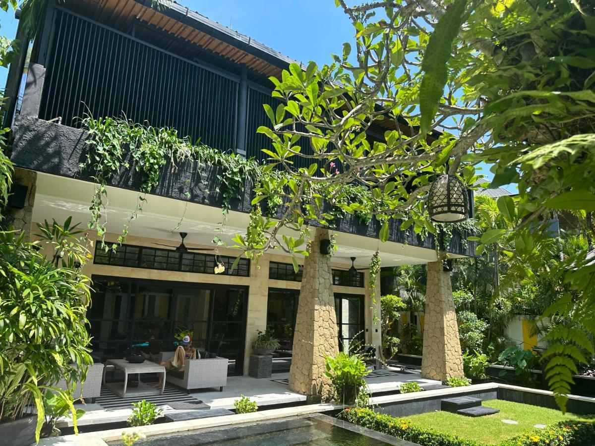 Amanputri Villa Seminyak Eksteriør billede
